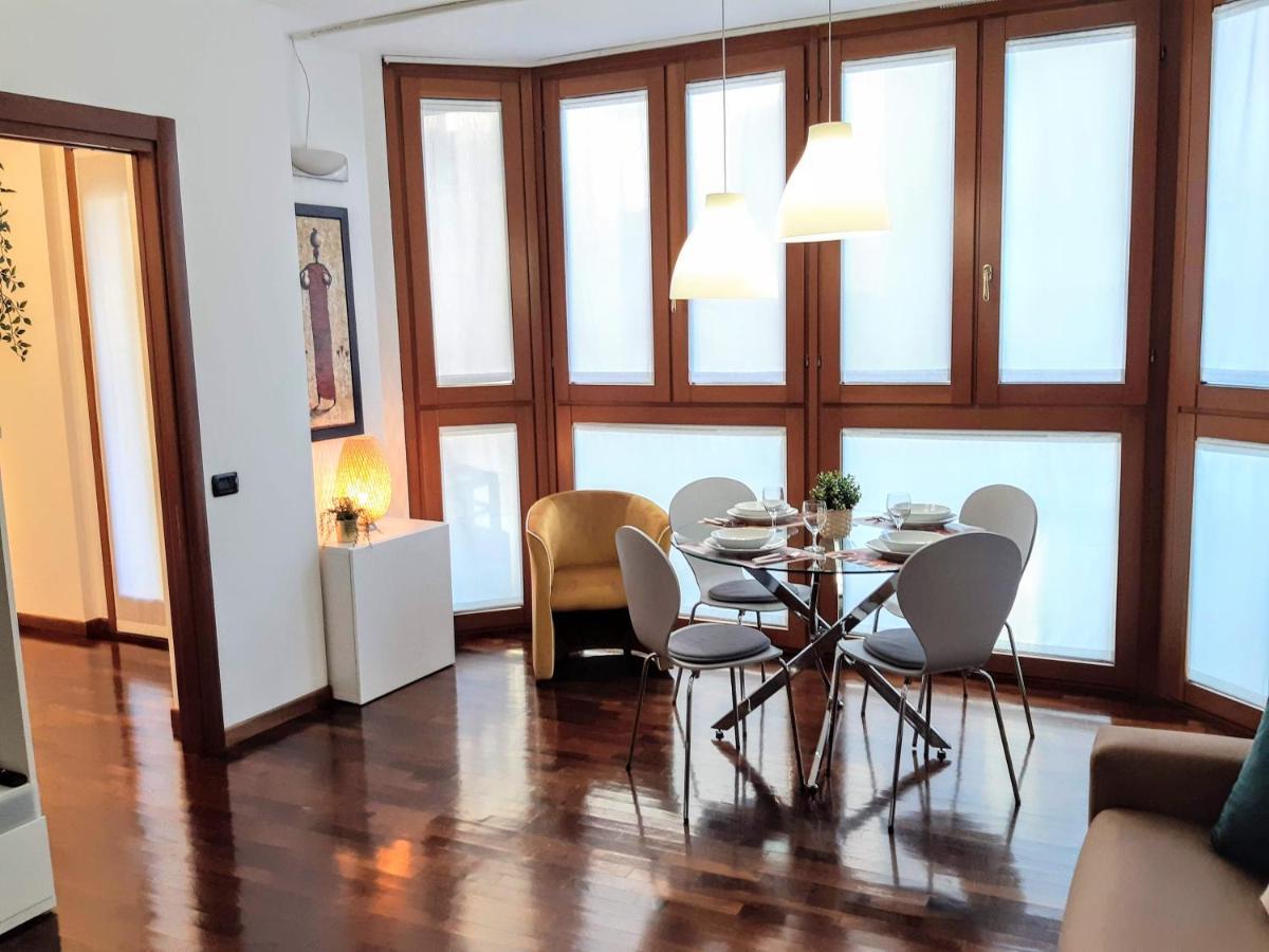 Suite Rent มิลาน ภายนอก รูปภาพ