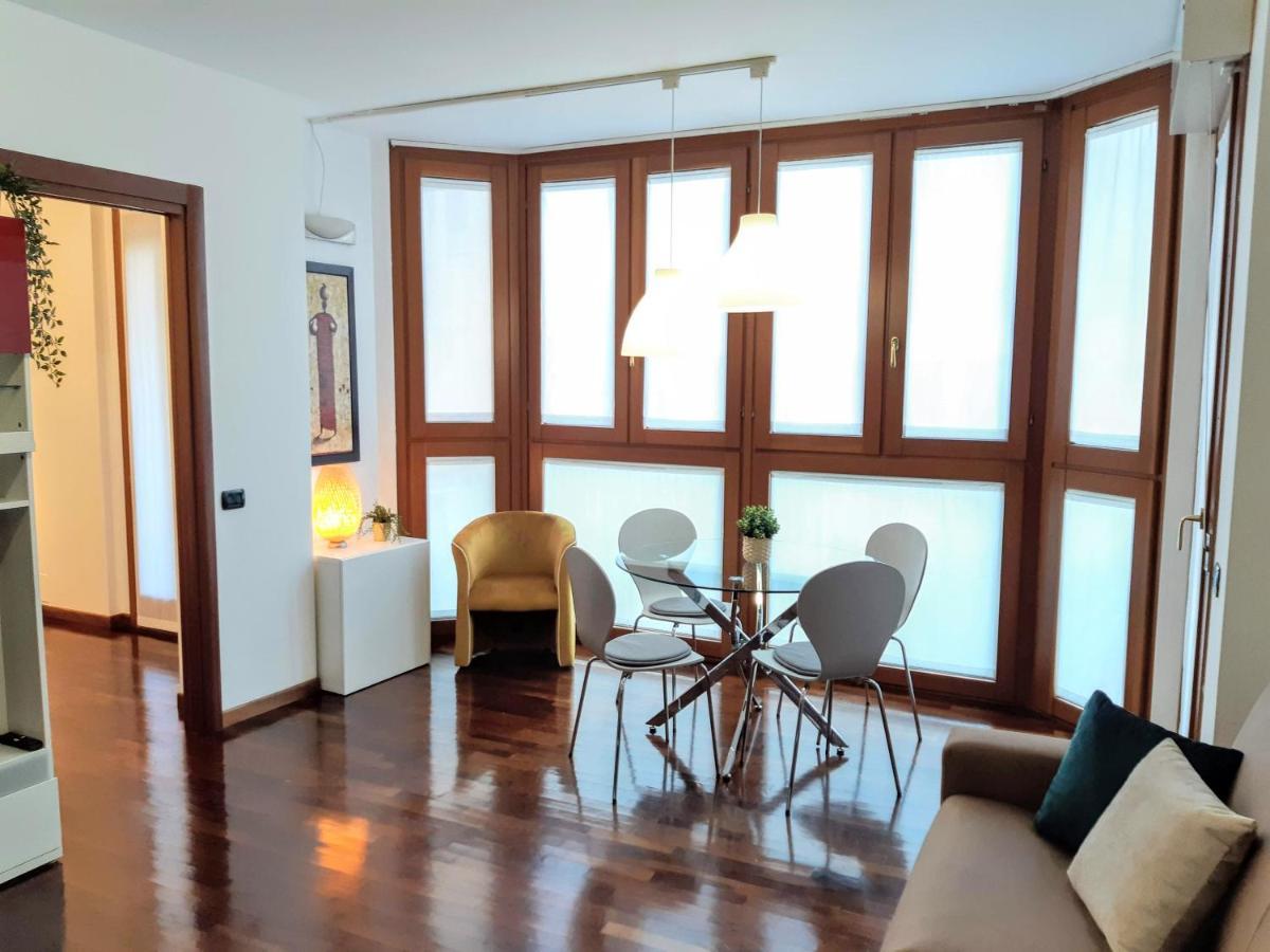 Suite Rent มิลาน ภายนอก รูปภาพ